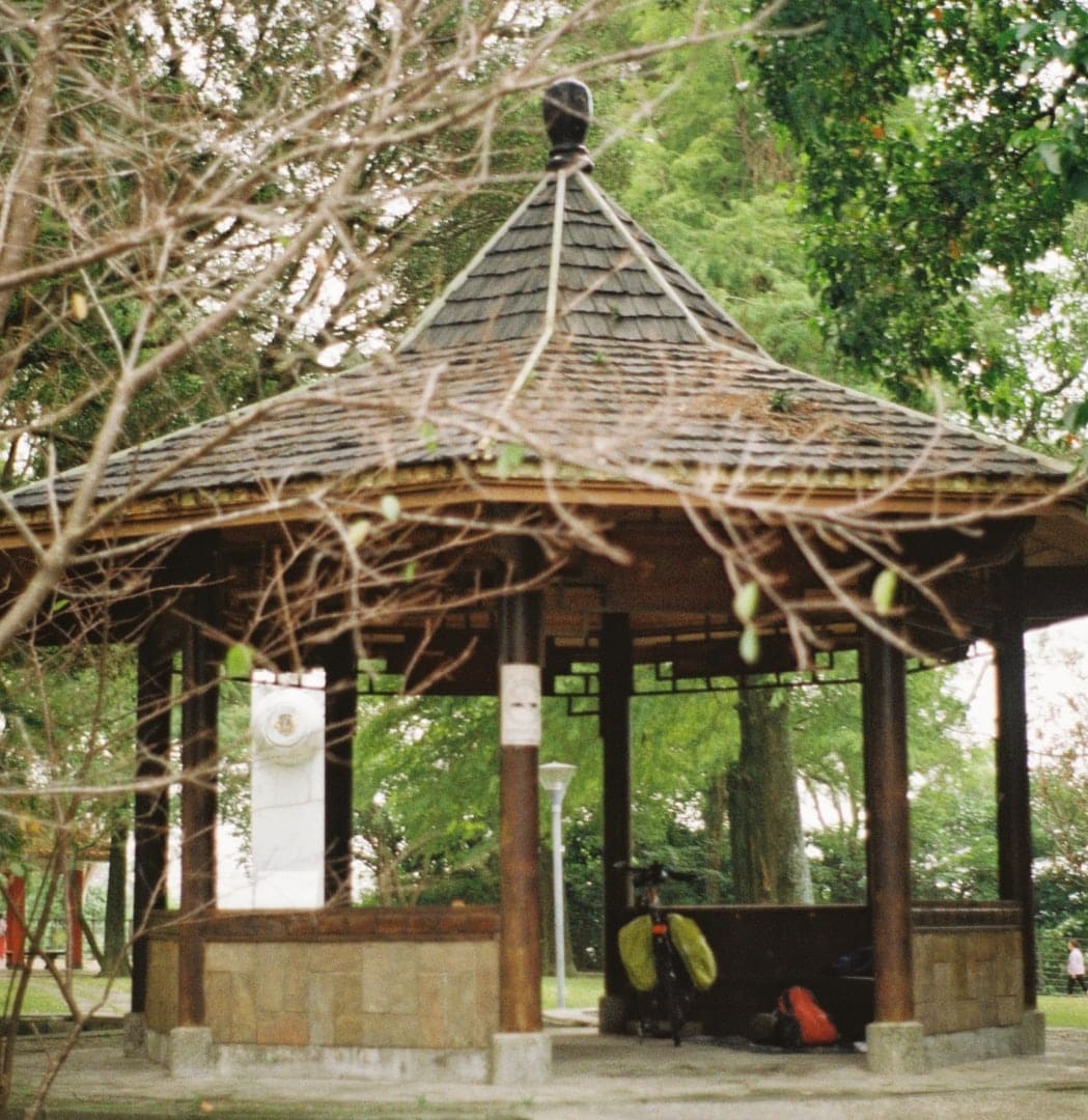 A makeshift sleeping arrangement in Zhongzheng Park, Daxi